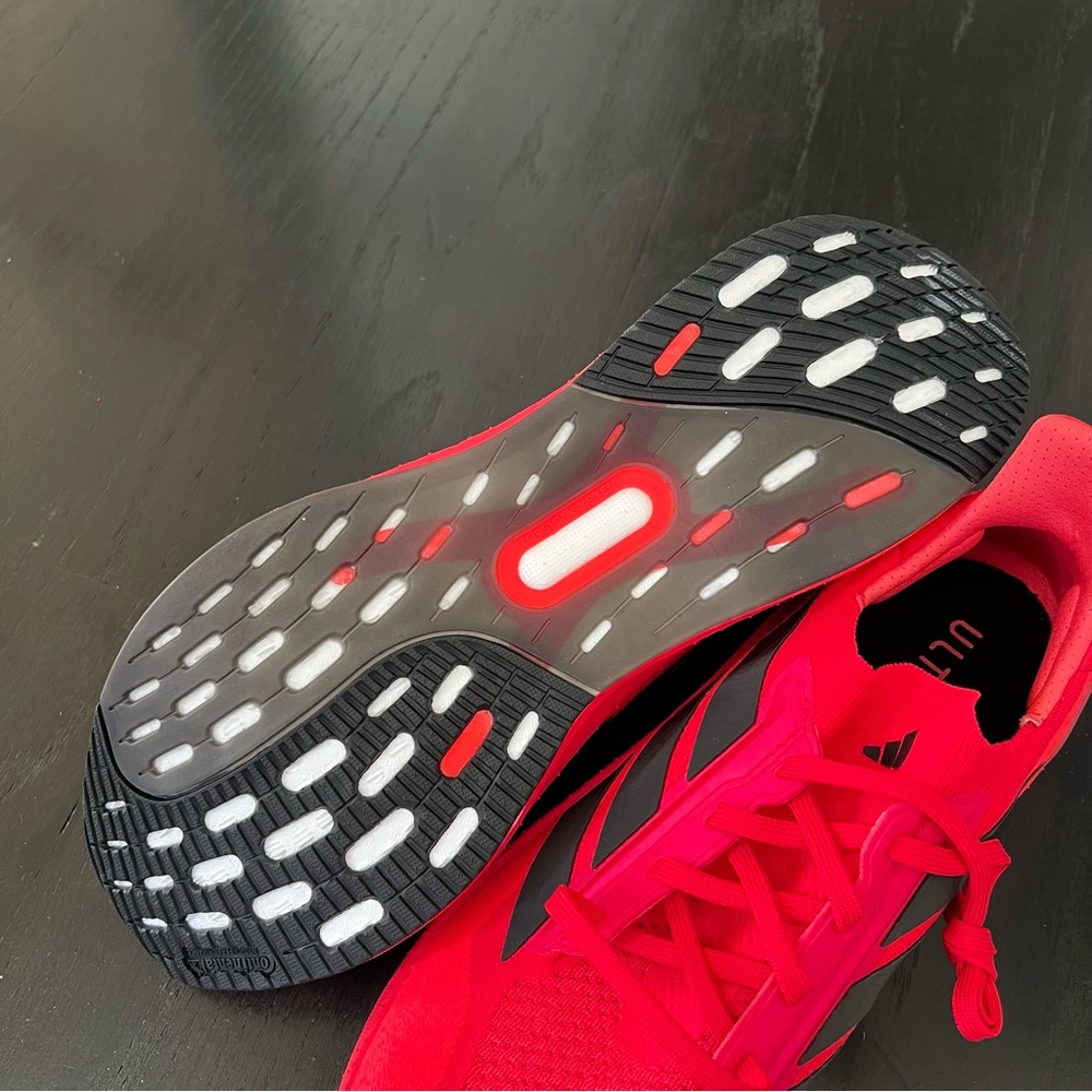 💙New💙 ADIDAS Ultraboost 5X Pure Ruby Black - Picture 4 of 10